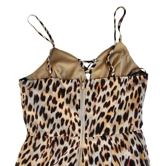 Material Girl Natural Leopard spaghetti strap shorts romper sz S - Picture 4 of 12